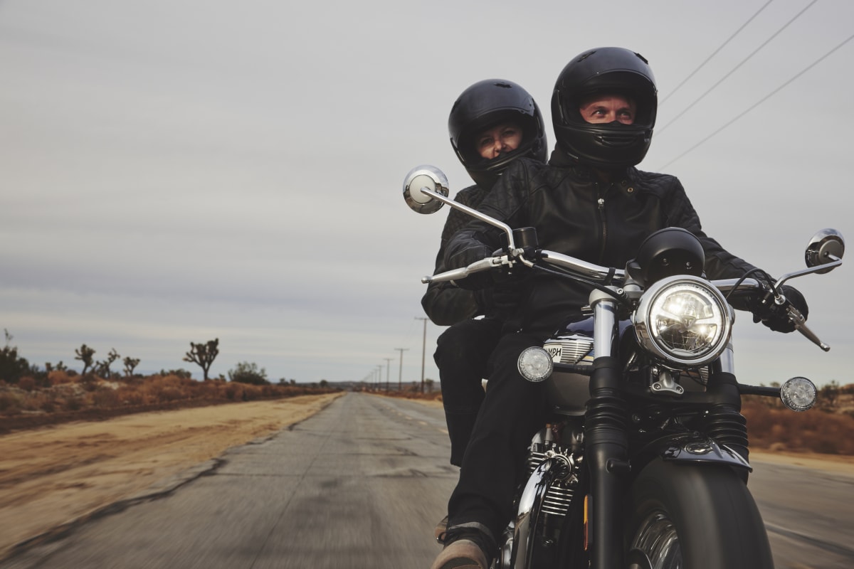 2023 Bonneville Speedmaster - Triumph Motorcycles