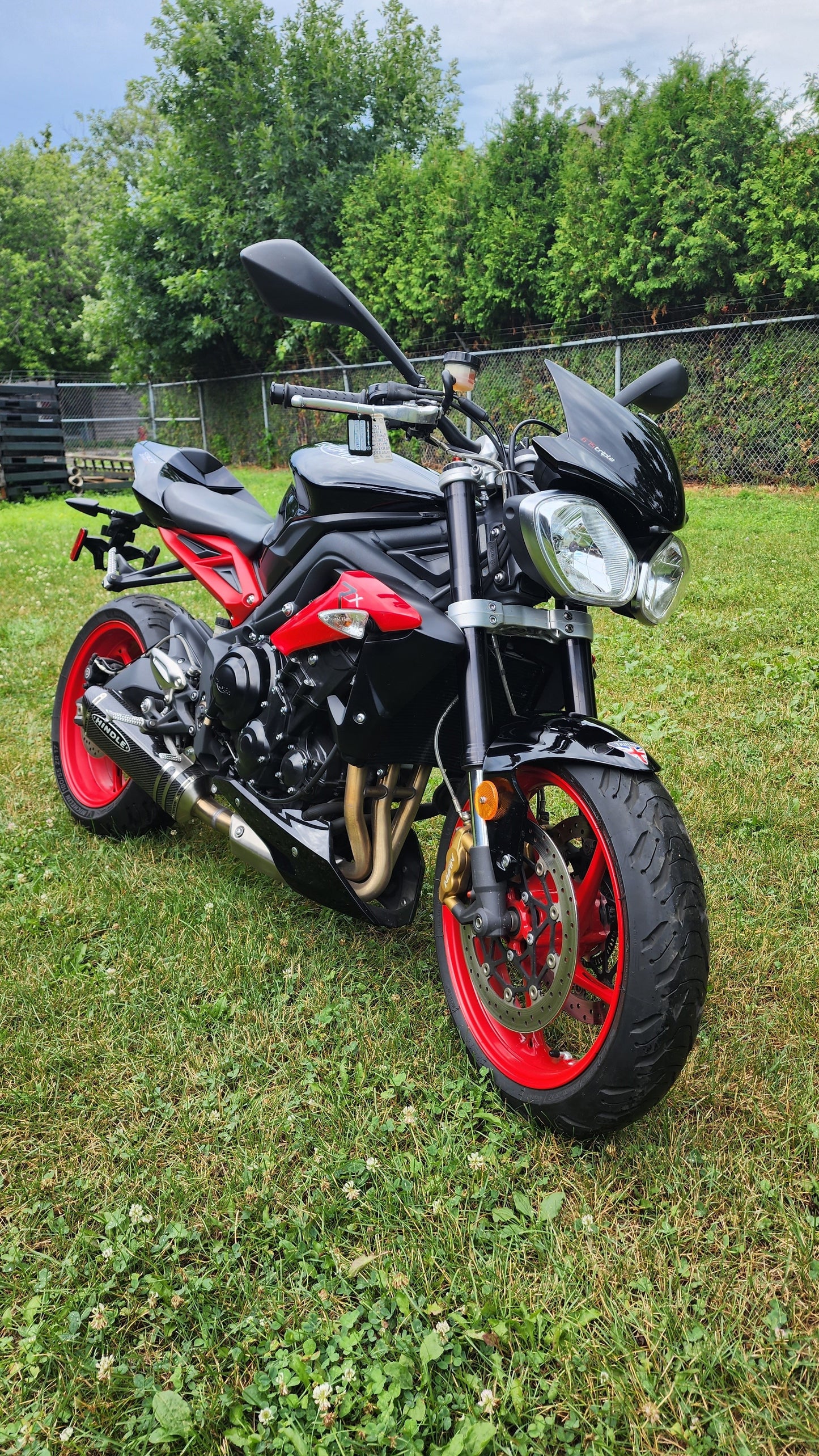2016 STREET TRIPLE RX ABS SE