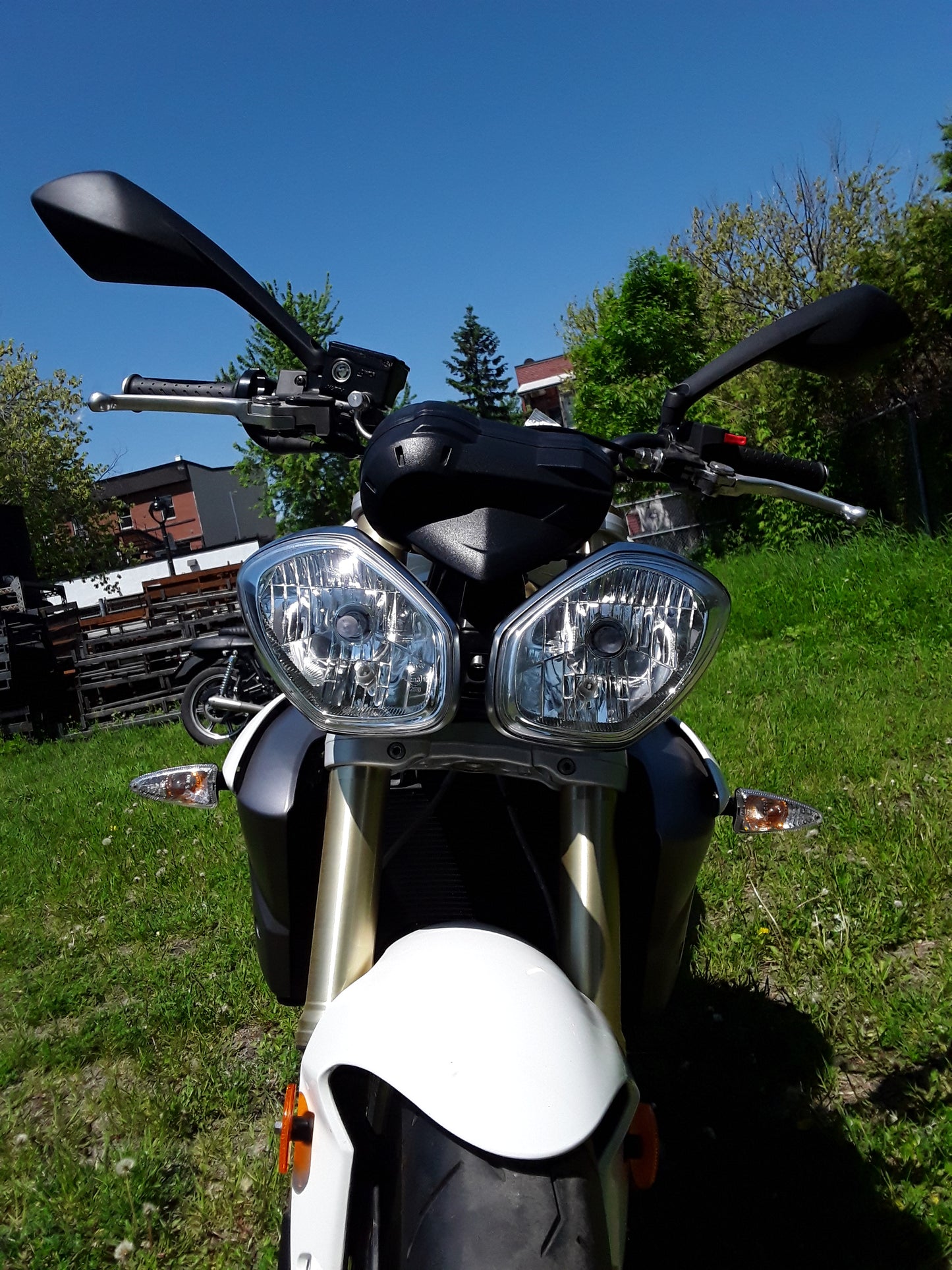 2014 STREET TRIPLE - 4,515 KM